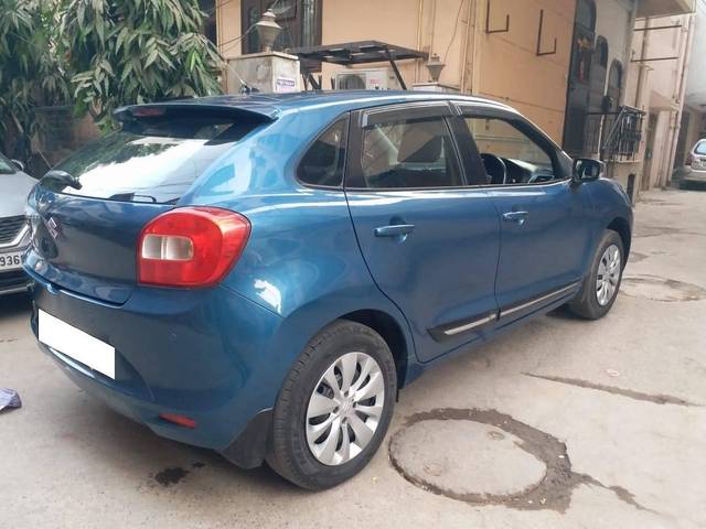 https://images10.gaadi.com/usedcar_image/4551642/original/processed_ebb6e44ffea2d667d9455ab51f753cf8.jpeg?imwidth=6402