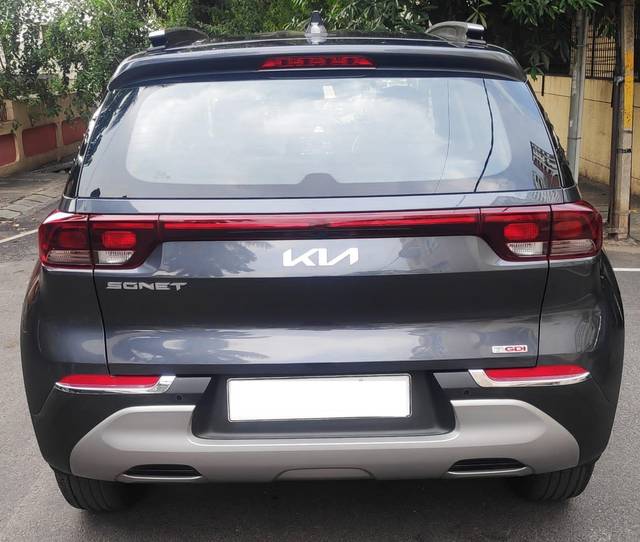 https://images10.gaadi.com/usedcar_image/4551657/original/processed_e7bf8e25d6589cfef0fbd622fa3bc2fb.jpg?imwidth=6402