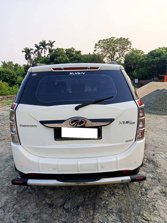 https://images10.gaadi.com/usedcar_image/4551660/original/processed_ca5374e4f49407645dc1959f82be38bc.jpg?imwidth=6402