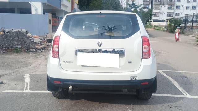 https://images10.gaadi.com/usedcar_image/4551689/original/processed_49030c798ddeb96aa261b84c54607310.jpg?imwidth=6401