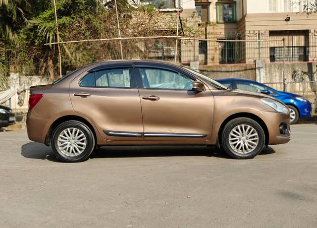 https://images10.gaadi.com/usedcar_image/4551708/original/5f720d01fbdeaa50f5e9bb639c6c71ca.jpg?imwidth=6401