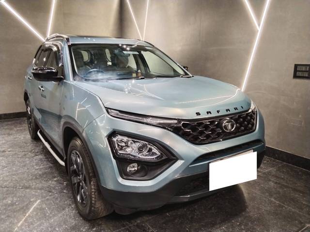 https://images10.gaadi.com/usedcar_image/4551711/original/processed_014d240681e2f7fbd997974033f9e74a.jpg?imwidth=6400