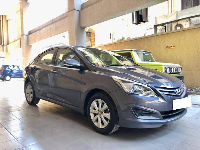 https://images10.gaadi.com/usedcar_image/4551714/original/processed_34e427d660b2894e243f76e6073d99ae.jpg?imwidth=6400