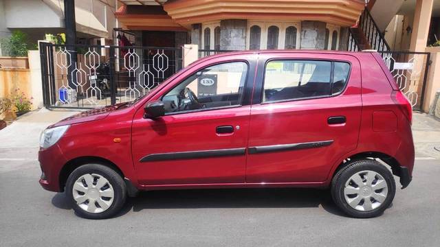 https://images10.gaadi.com/usedcar_image/4551724/original/processed_b665f25f14e7965907bf77571ad6f818.jpg?imwidth=6402
