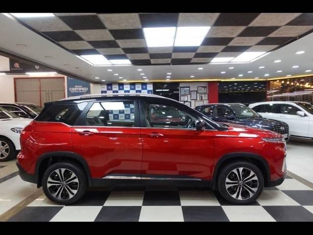 https://images10.gaadi.com/usedcar_image/4551739/original/processed_89eb3e4b5ae6d78d88332ca3f453c37d.jpg?imwidth=6401
