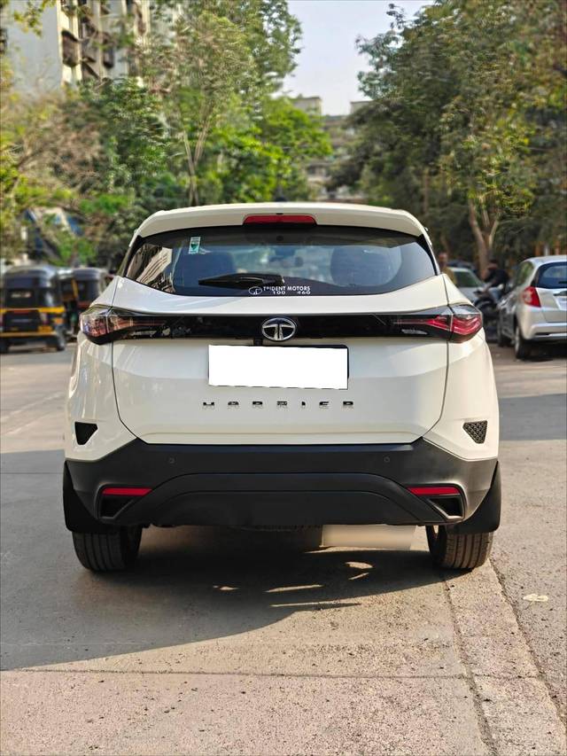 https://images10.gaadi.com/usedcar_image/4551744/original/processed_158172945c5f8d6763f21a100fbccac6.jpg?imwidth=6402