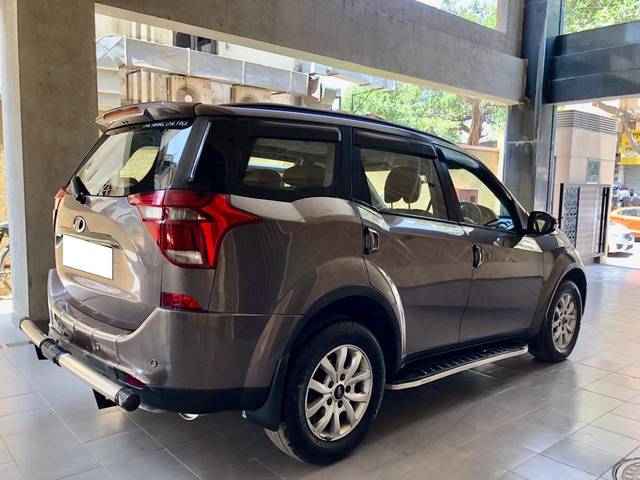 https://images10.gaadi.com/usedcar_image/4551746/original/processed_529039cf7a26ce59327ec8b2c00376c8.jpg?imwidth=6401