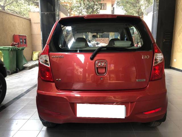 https://images10.gaadi.com/usedcar_image/4551763/original/processed_296422642376c7ec4963777a746d278b.jpg?imwidth=6402