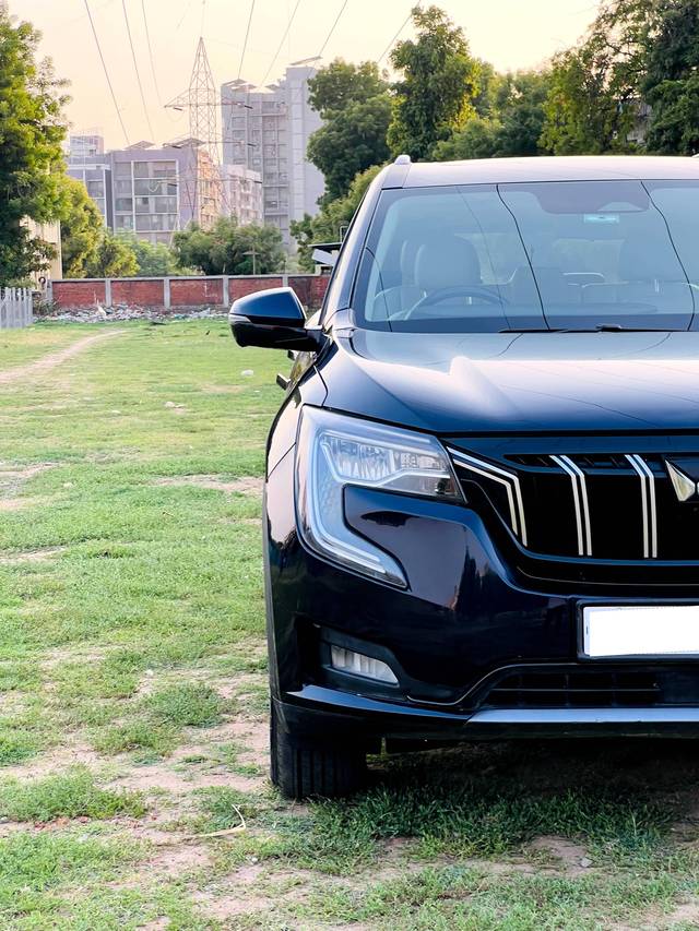 https://images10.gaadi.com/usedcar_image/4551840/original/processed_5acc6ee79a1a65193e5aafe96fc5fee2.jpg?imwidth=6400