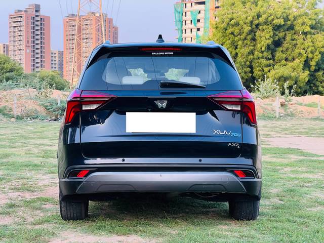 https://images10.gaadi.com/usedcar_image/4551840/original/processed_62ec6605f274a543f1858b8b50130644.jpg?imwidth=6402