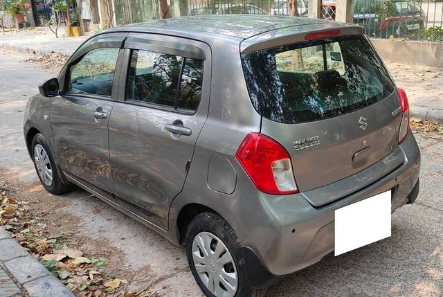 https://images10.gaadi.com/usedcar_image/4551860/original/processed_de8ef88b307026bf98916f1c8ff0730f.jpg?imwidth=6402