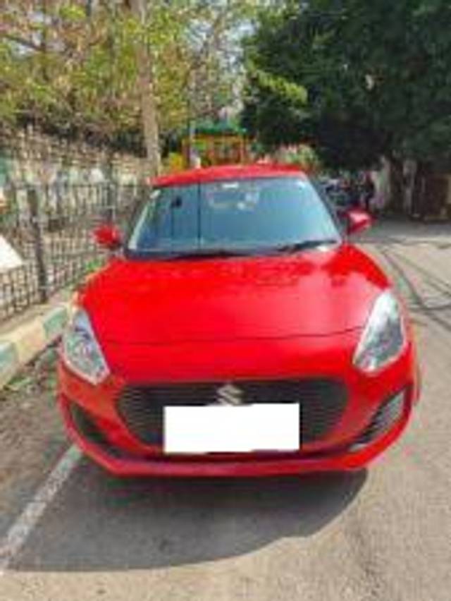 https://images10.gaadi.com/usedcar_image/4551872/original/processed_413f7d6d1571f3d3ccbd846fb439b4d7.jpg?imwidth=6400