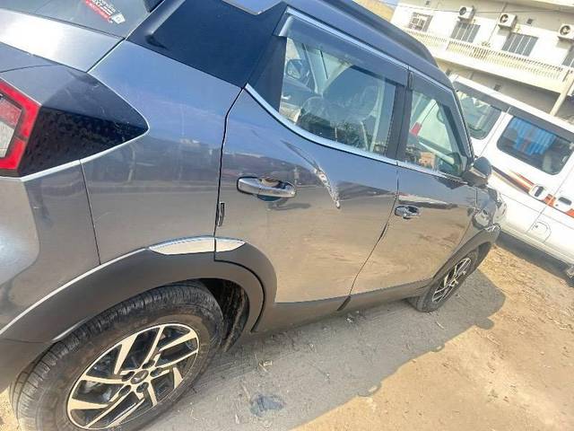 https://images10.gaadi.com/usedcar_image/4551923/original/processed_703dc499-5a15-4fc4-84f5-58d0a475611c.jpeg?imwidth=6402