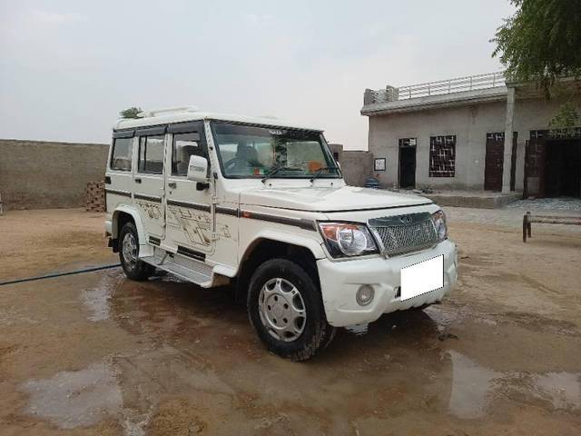 https://images10.gaadi.com/usedcar_image/4551932/original/processed_43d0780c-91df-4173-9130-e1e5e8df327c.jpg?imwidth=6400