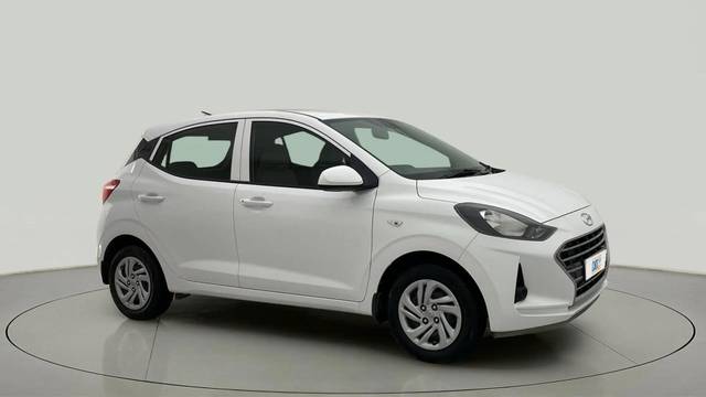 https://images10.gaadi.com/usedcar_image/4551955/original/51fe5e59e6ed236fde038b1a4378658e.jpg?imwidth=6400