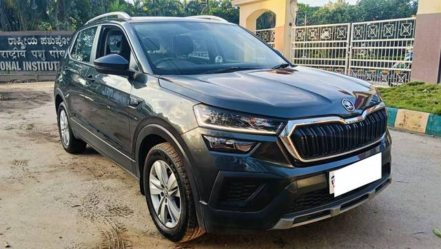 https://images10.gaadi.com/usedcar_image/4552027/original/processed_78c747ef2cd43041e42638204281b70e.jpg?imwidth=6400