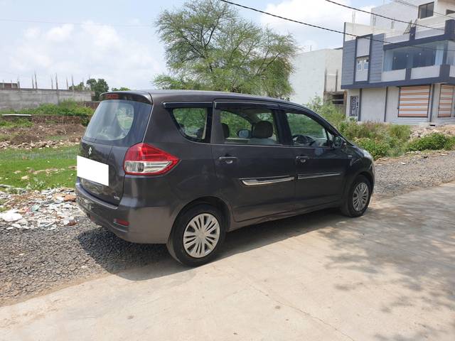 https://images10.gaadi.com/usedcar_image/4552037/original/processed_713953f9e25db851b4e1aaa07dcc8d70.jpg?imwidth=6401