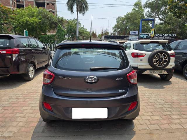 https://images10.gaadi.com/usedcar_image/4552038/original/processed_bd2ff0b241b541556c062338f10631e8.jpg?imwidth=6401