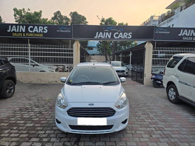 https://images10.gaadi.com/usedcar_image/4552042/original/processed_a543ac0fcc6f993414ae97f1868a42bd.jpg?imwidth=6402