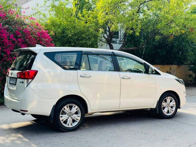 https://images10.gaadi.com/usedcar_image/4552044/original/processed_c2668dc52638b6a3f433bf4c23df1e65.jpg?imwidth=6402