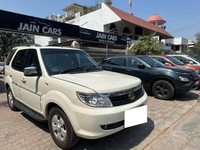 https://images10.gaadi.com/usedcar_image/4552045/original/processed_0e96439ccd5f8401ea01df4e49026c40.jpg?imwidth=6400