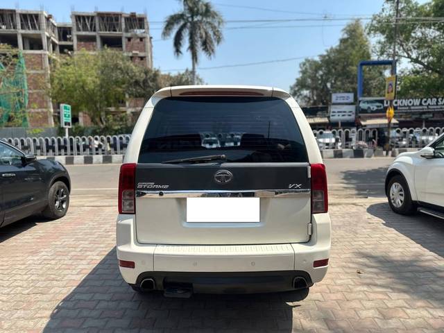 https://images10.gaadi.com/usedcar_image/4552045/original/processed_e4723859ffc8338f05c0d20add6fe13a.jpg?imwidth=6401