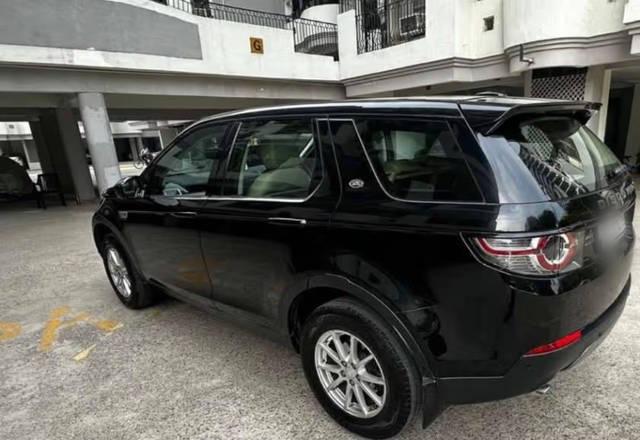 https://images10.gaadi.com/usedcar_image/4552061/original/e4ee0270-e4df-4981-8fe1-859376fe49ca.?imwidth=6402