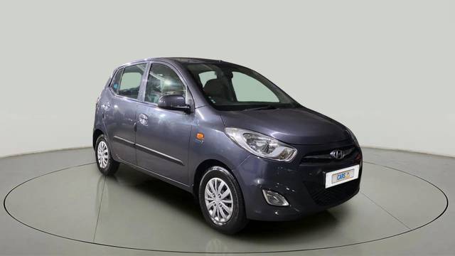 https://images10.gaadi.com/usedcar_image/4552064/original/3f54069f165e226854aa09f80c4b8e63.jpg?imwidth=6400