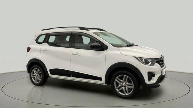 https://images10.gaadi.com/usedcar_image/4552068/original/9a448b72a2c0138abc8792881b44fad1.jpg?imwidth=6400