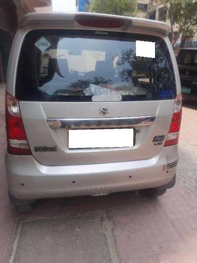 https://images10.gaadi.com/usedcar_image/4552120/original/processed_40b7970b-8c6d-4286-a164-6a1813185610.jpg?imwidth=6401