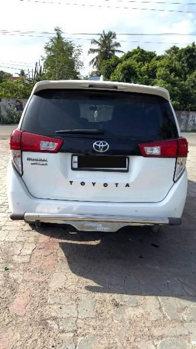 https://images10.gaadi.com/usedcar_image/4552165/original/processed_3b3da9e3-f44d-4ce3-90c6-85ae892b64c0.jpeg?imwidth=6401