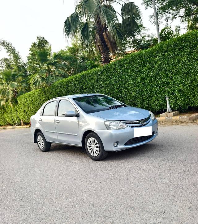 https://images10.gaadi.com/usedcar_image/4552168/original/processed_30397eb60601ecc1367b9315c8479954.jpg?imwidth=6400
