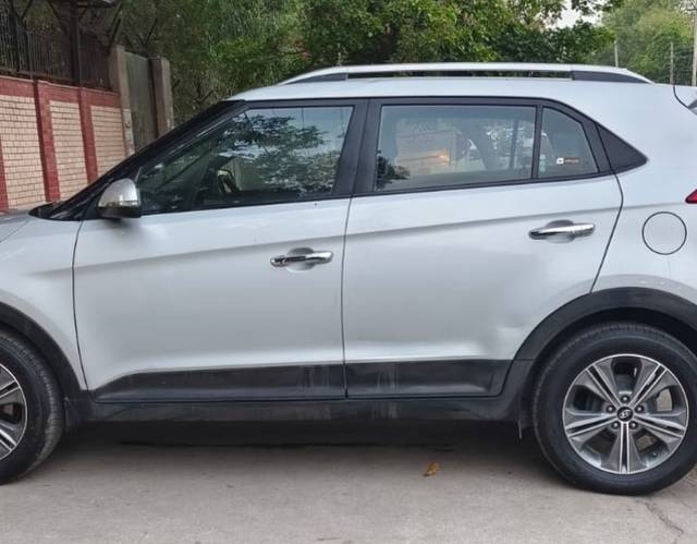 https://images10.gaadi.com/usedcar_image/4552219/original/8d85d5d5650f745d7c5f0b8ccc3ea0d7.jpg?imwidth=6402