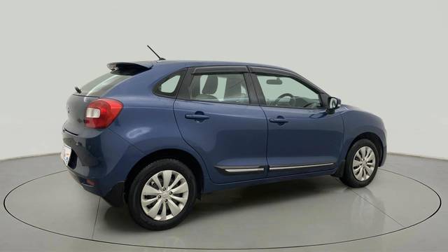 https://images10.gaadi.com/usedcar_image/4552260/original/3e8bb5c6b4b1a6244bca16b1b0135458.jpg?imwidth=6400