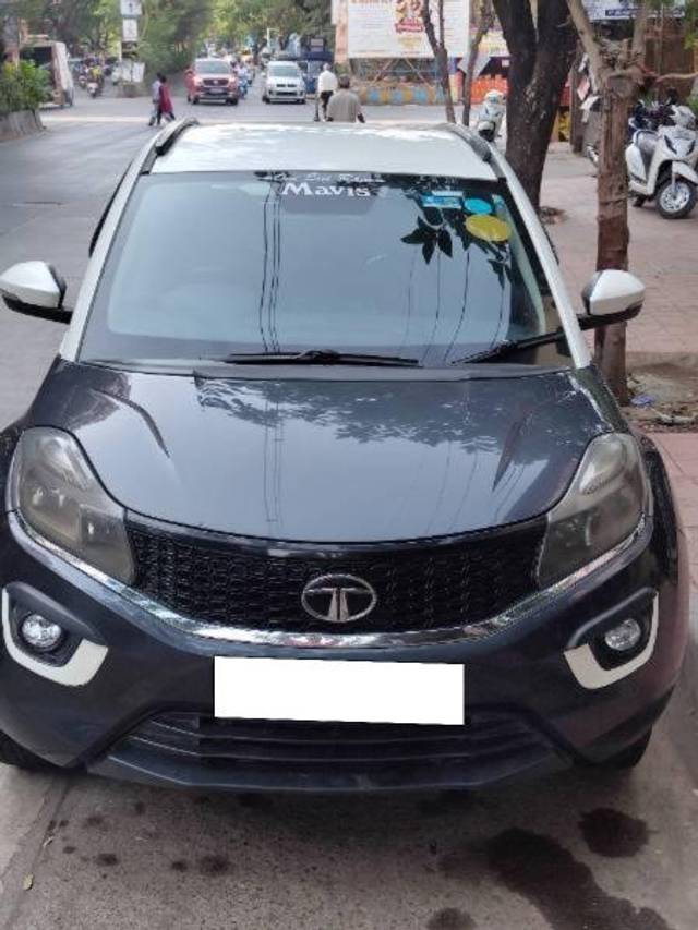 https://images10.gaadi.com/usedcar_image/4552265/original/processed_ebbd7dd0-9469-44ca-b638-c547469d94c2.jpg?imwidth=6402