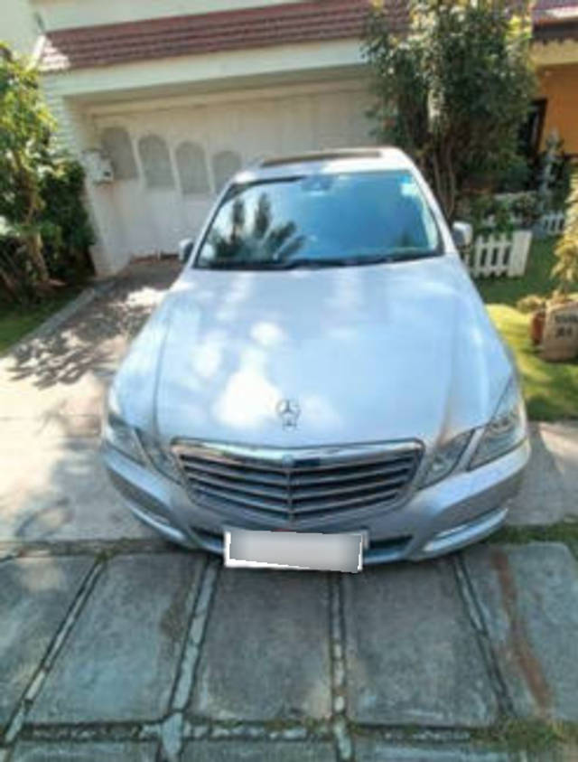 https://images10.gaadi.com/usedcar_image/4552270/original/processed_1424fe60-140f-4a71-a835-ab8f04325d26.png?imwidth=6400