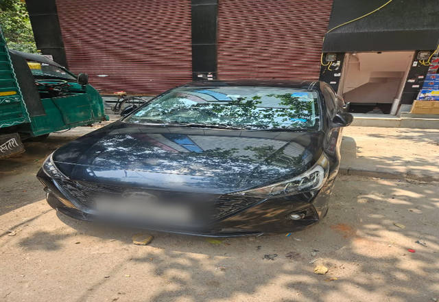 https://images10.gaadi.com/usedcar_image/4552273/original/dad66170-4974-4103-ac2b-71b54a1b1040.?imwidth=6400
