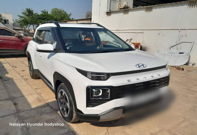 https://images10.gaadi.com/usedcar_image/4552281/original/2ab83819-12a3-407e-ad62-8ea94746199a.?imwidth=6400