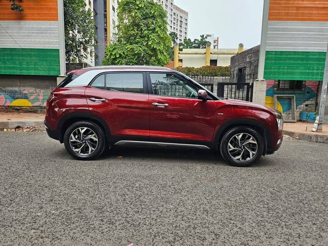 https://images10.gaadi.com/usedcar_image/4552316/original/cd597fb6464dd50183c29468651aed6e.jpg?imwidth=6401