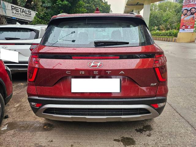 https://images10.gaadi.com/usedcar_image/4552316/original/processed_3fe4188ab0fa23772a10ba3d04633e25.jpg?imwidth=6402