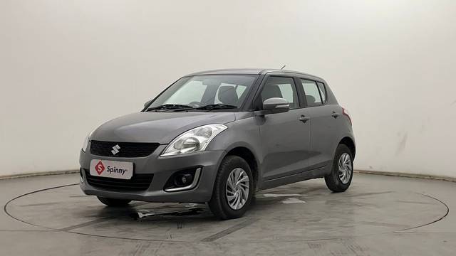 https://images10.gaadi.com/usedcar_image/4552335/original/c2ee24bf1271e6195bdf5bb2f23c2c45.JPG?imwidth=6400
