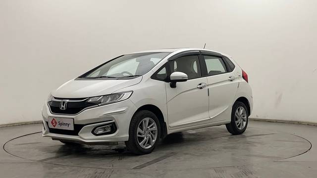 https://images10.gaadi.com/usedcar_image/4552339/original/ad88d6a9fb8d1dae9d5099216e69ffdf.JPG?imwidth=6400