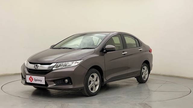 https://images10.gaadi.com/usedcar_image/4552438/original/ac689deab288e61ba8eed0f902968793.JPG?imwidth=6400
