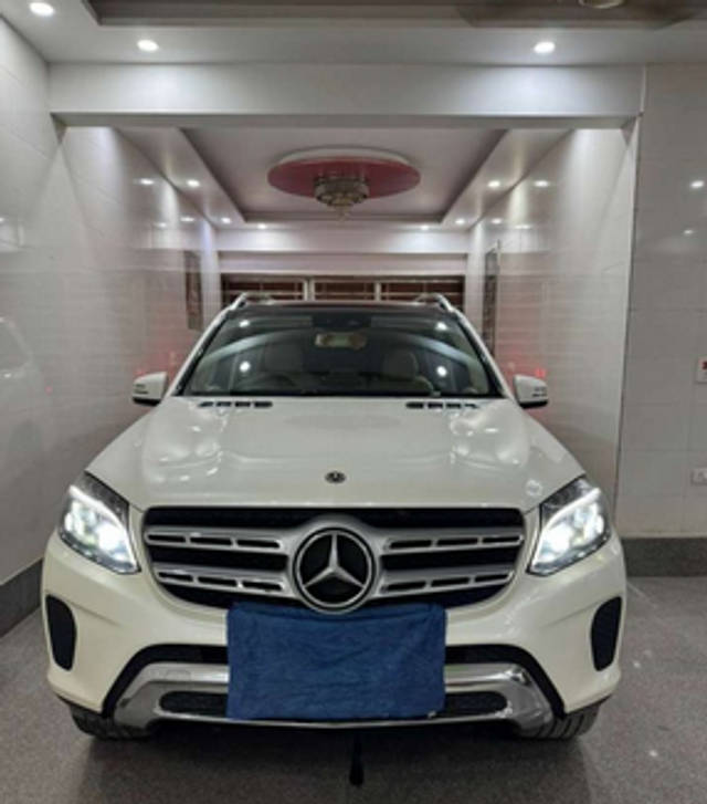 https://images10.gaadi.com/usedcar_image/4552465/original/06d8c48c-d5ea-4568-ba0c-6caef8f71c5b.png?imwidth=6400