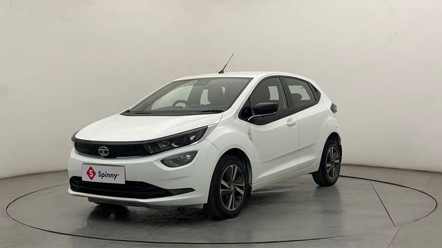 https://images10.gaadi.com/usedcar_image/4552481/original/7ca03f6a9e788677fb3805453034cd4e.JPG?imwidth=6400