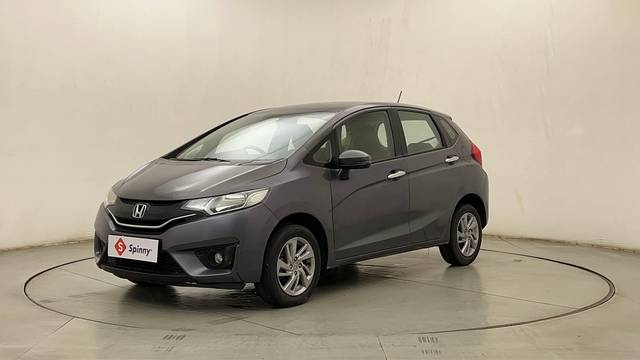https://images10.gaadi.com/usedcar_image/4552492/original/0b7f9238a660f7820f9178ae1e728c16.JPG?imwidth=6400