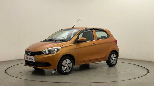 https://images10.gaadi.com/usedcar_image/4552509/original/7aed591feb6ad4a0c4c4e8bd445d81ba.JPG?imwidth=6400