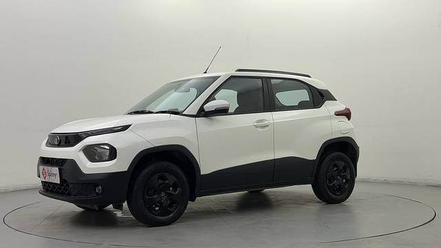 https://images10.gaadi.com/usedcar_image/4552533/original/cb955c0dd92cb422fb8272e9e224dbcb.JPG?imwidth=6400