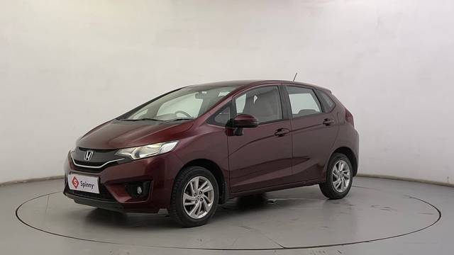 https://images10.gaadi.com/usedcar_image/4552551/original/ffa30f7e605932f9c6cd1681e8d8aed5.JPG?imwidth=6400