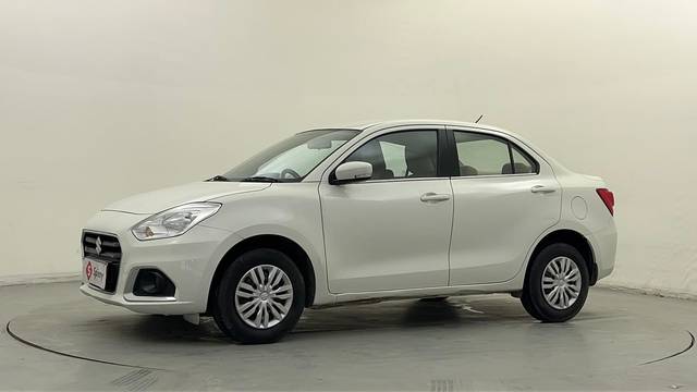 https://images10.gaadi.com/usedcar_image/4552589/original/c493487ab4f82ff435474cbe51bab3c2.JPG?imwidth=6400
